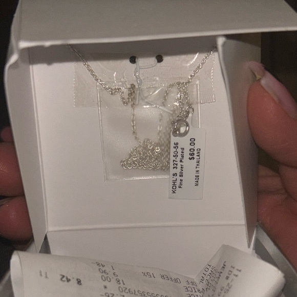 KOHL’S JEWELRY NECKLACE LETTER B FINE SILVER PLATED 18 INCHES - Picture 2 of 3